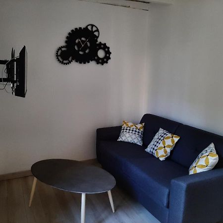 Le Petit Bois Niort Exterior foto