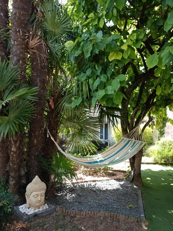 Le Petit Bois Niort Exterior foto