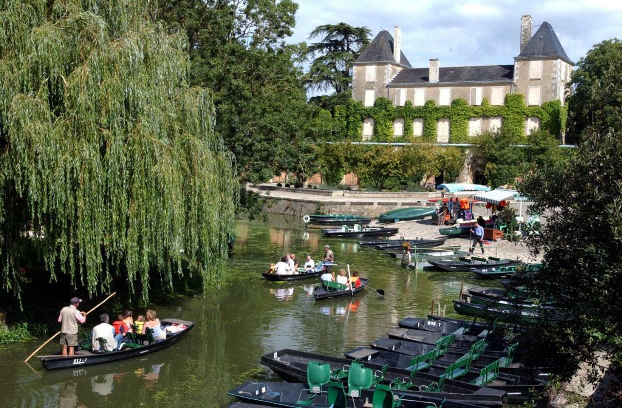 Le Petit Bois Niort Exterior foto